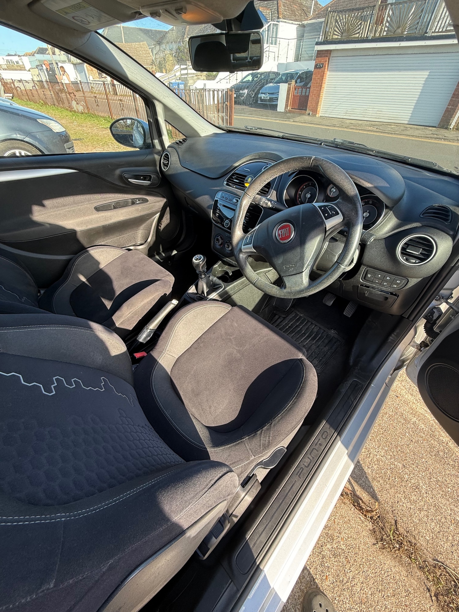 Used Fiat Punto 2015 for sale - 78176172: Photo 8