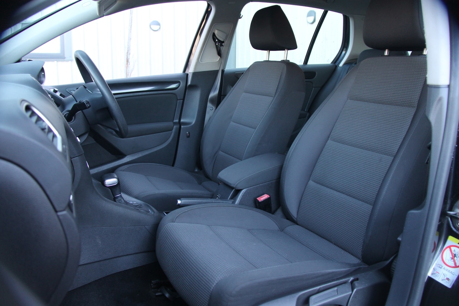 Used Volkswagen Golf 2010 for sale - 76984220: Photo 13