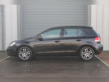 Used Volkswagen Golf 2010 for sale - 76984220: Photo