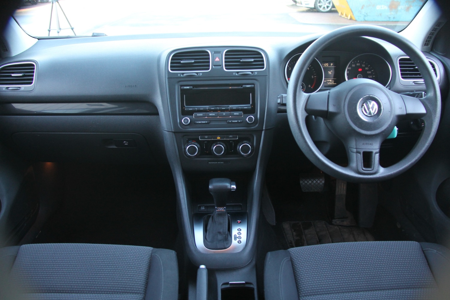 Used Volkswagen Golf 2010 for sale - 76984220: Photo 30