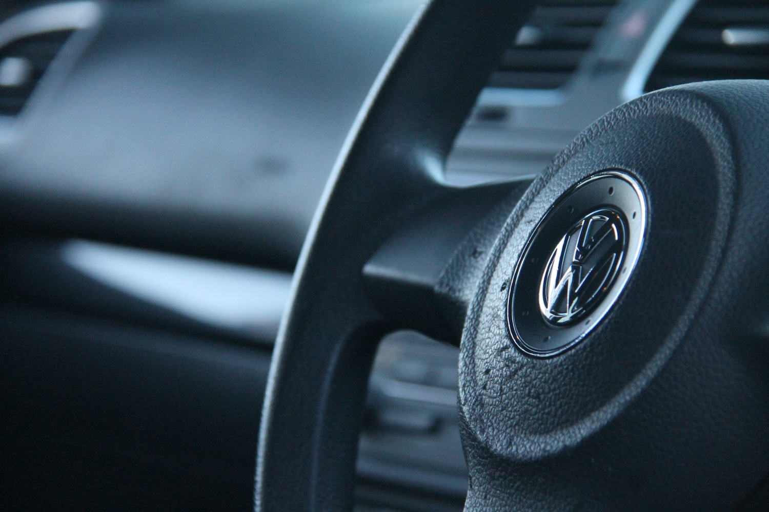 Used Volkswagen Golf 2010 for sale - 76984220: Photo 35