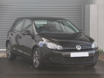 Used Volkswagen Golf 2010 for sale - 76984220: Photo