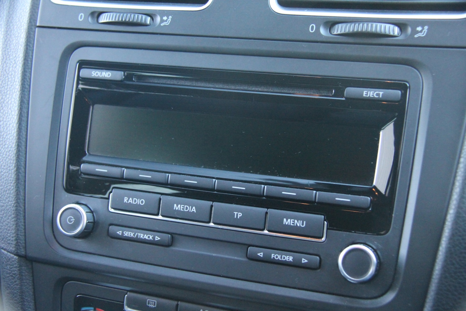 Used Volkswagen Golf 2010 for sale - 76984220: Photo 40