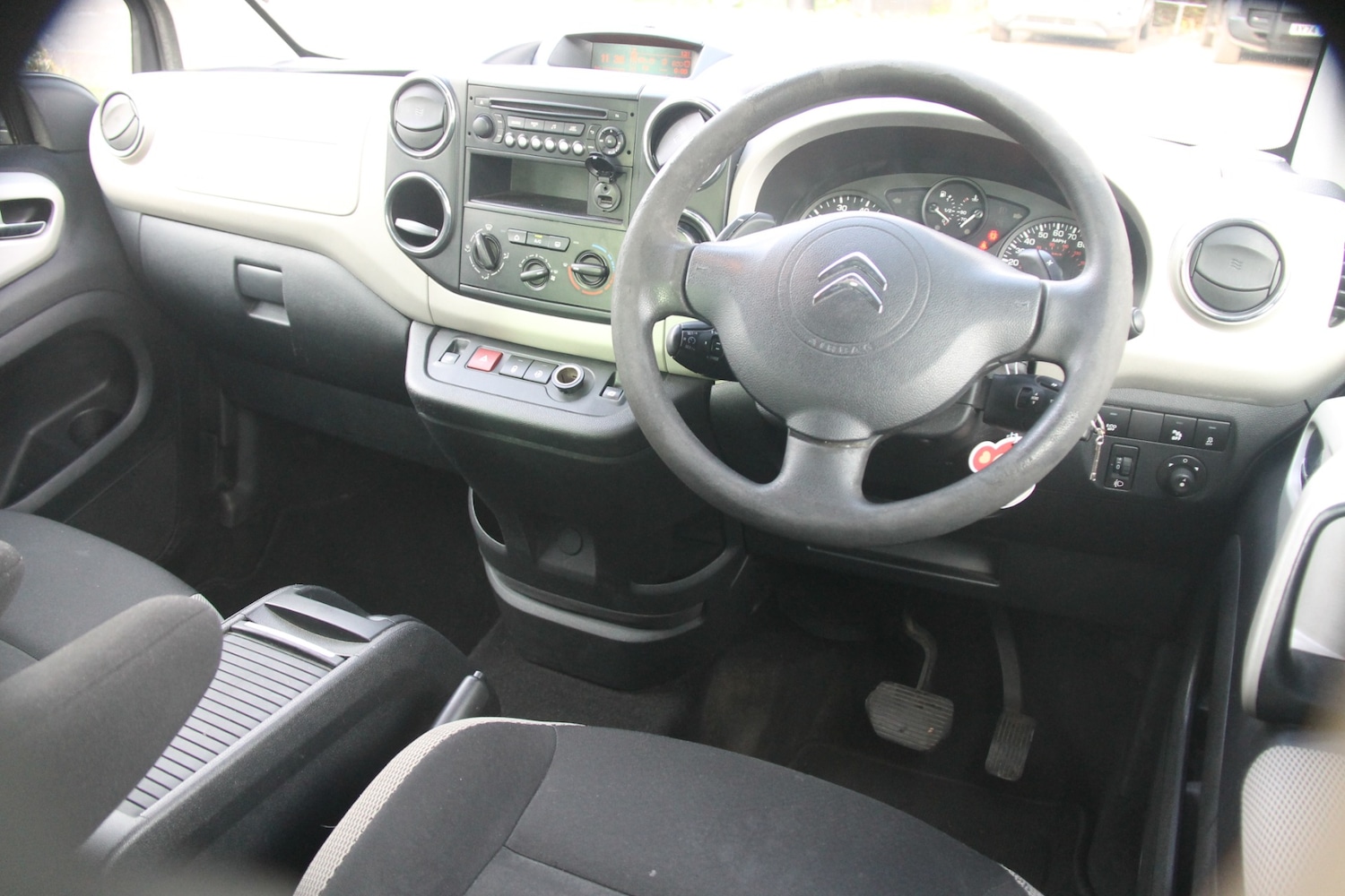 Used Citroen Berlingo Multispace 2014 for sale - 76924196: Photo 11
