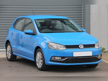 Used Volkswagen Polo 2015 for sale - 78782820: Photo