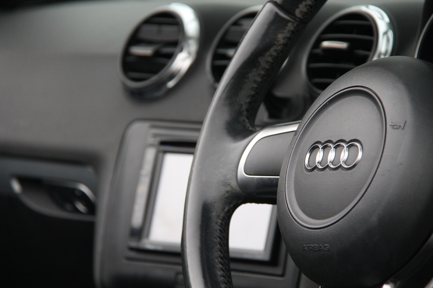 Used Audi TT 2009 for sale - 78062259: Photo 25