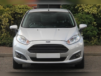 Used Ford Fiesta 2014 for sale - 76249640: Photo