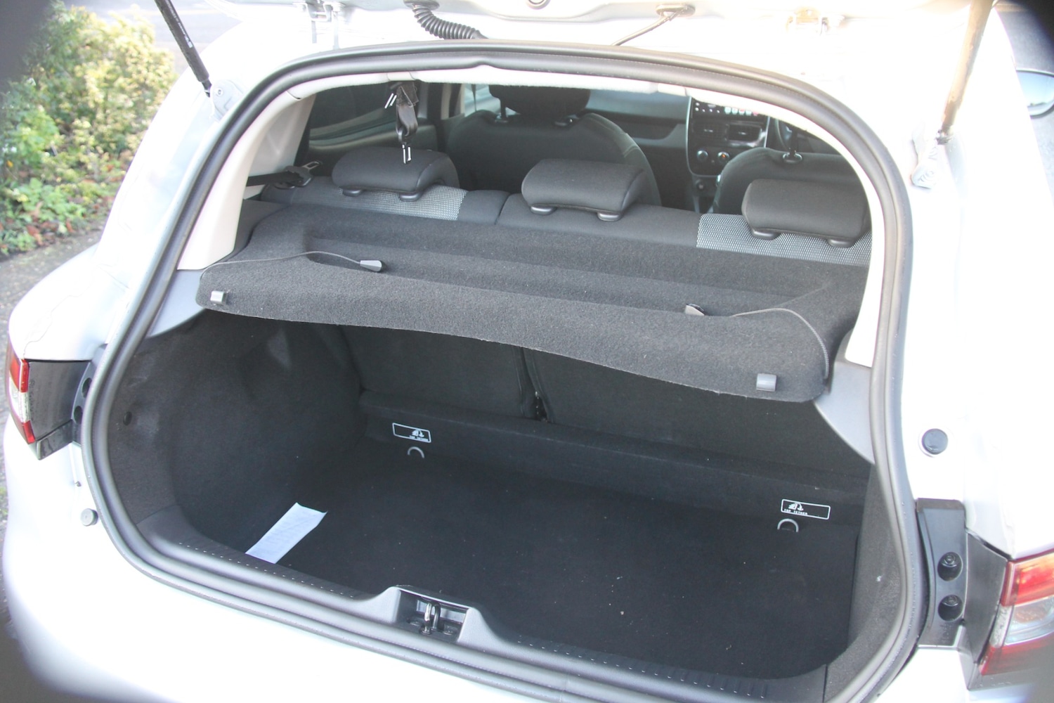 Used Renault Clio 2017 for sale - 76656405: Photo 47