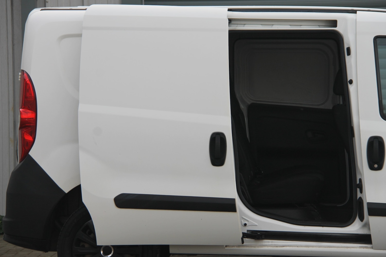 Used Vauxhall Combo 2016 for sale - 77969005: Photo 29