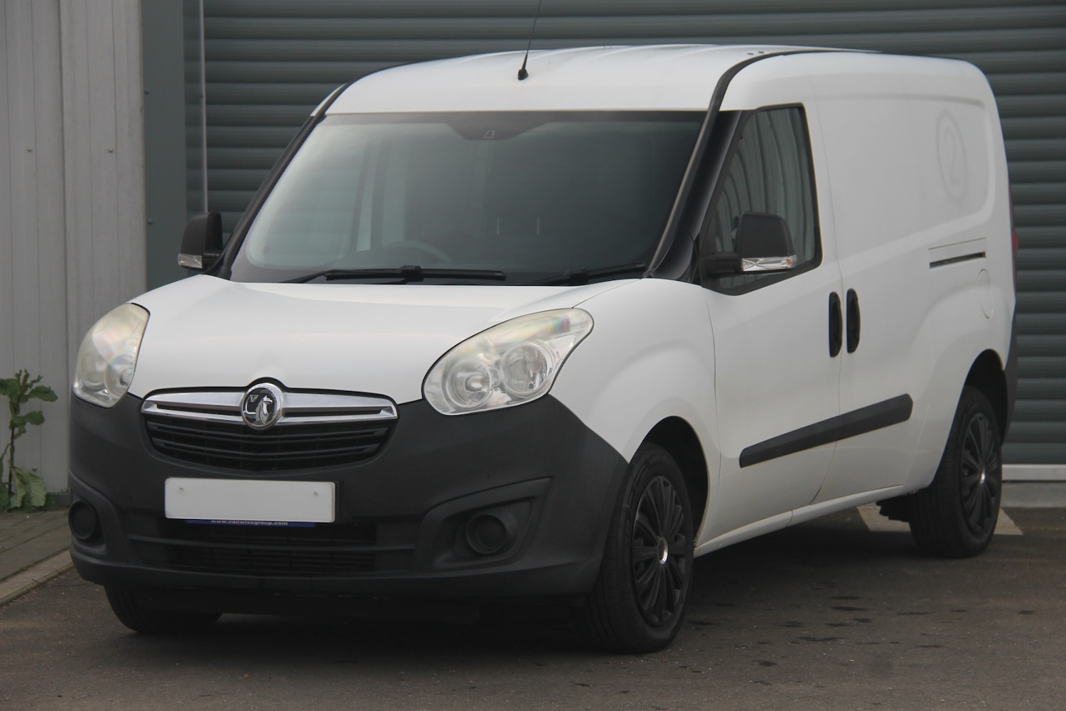 Used Vauxhall Combo 2016 for sale - 77969005: Photo 3