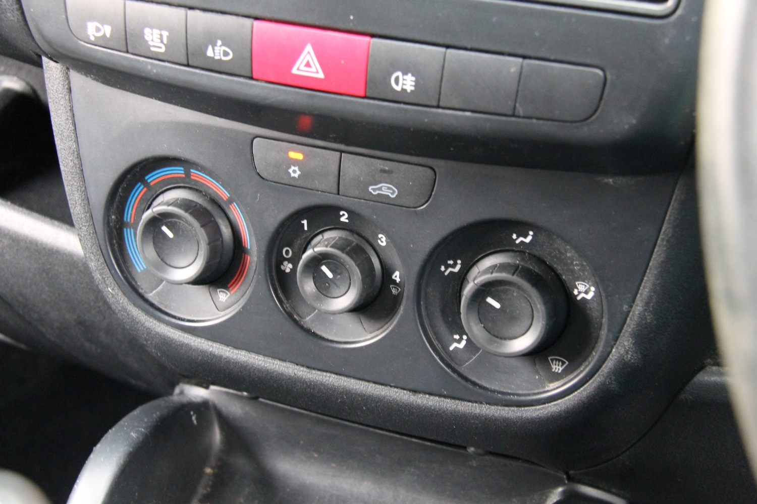 Used Vauxhall Combo 2016 for sale - 77969005: Photo 41