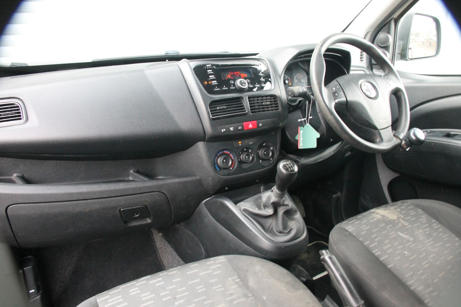 Used Vauxhall Combo 2016 for sale - 77969005: Photo 9