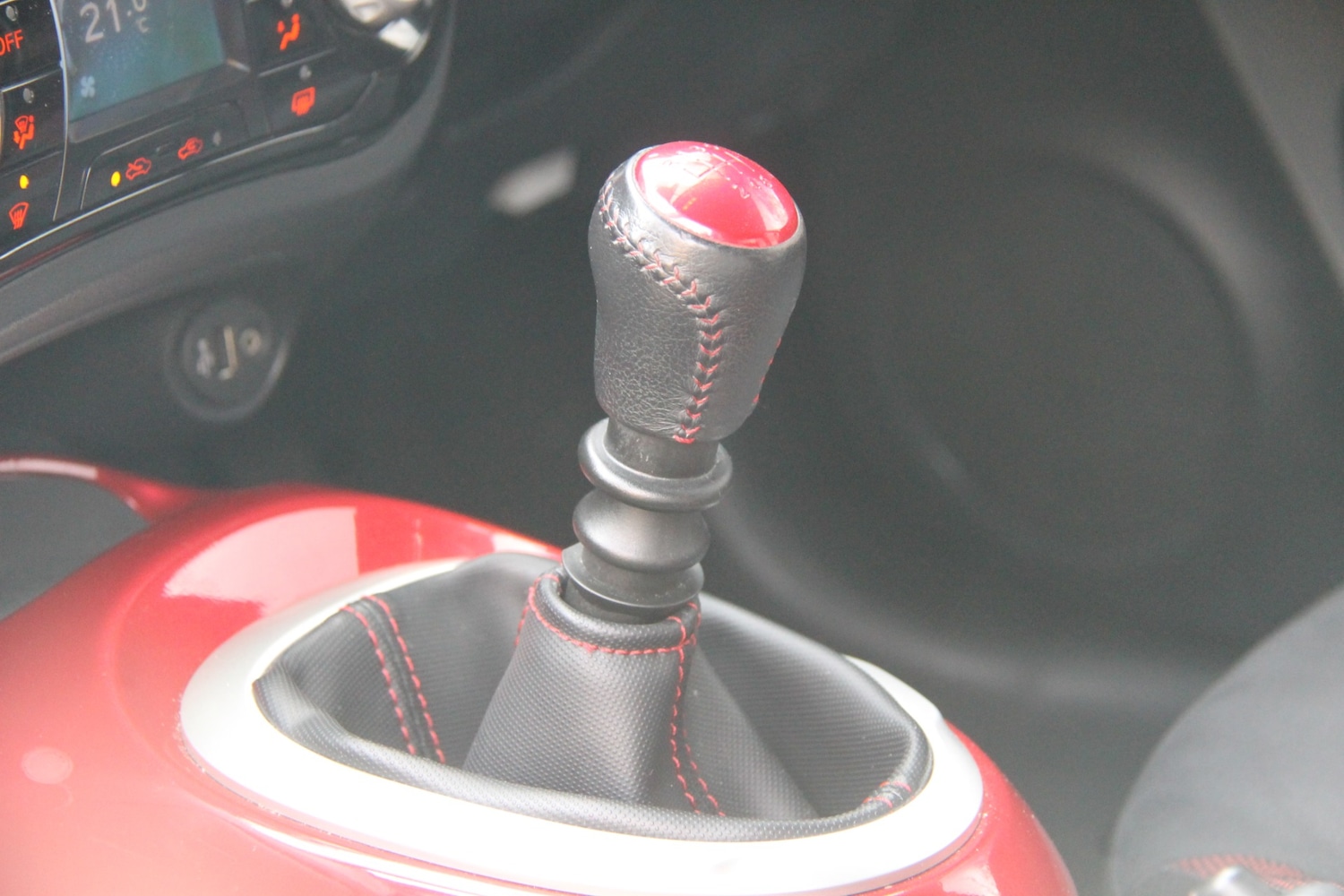 Used Nissan Juke 2016 for sale - 76444656: Photo 42