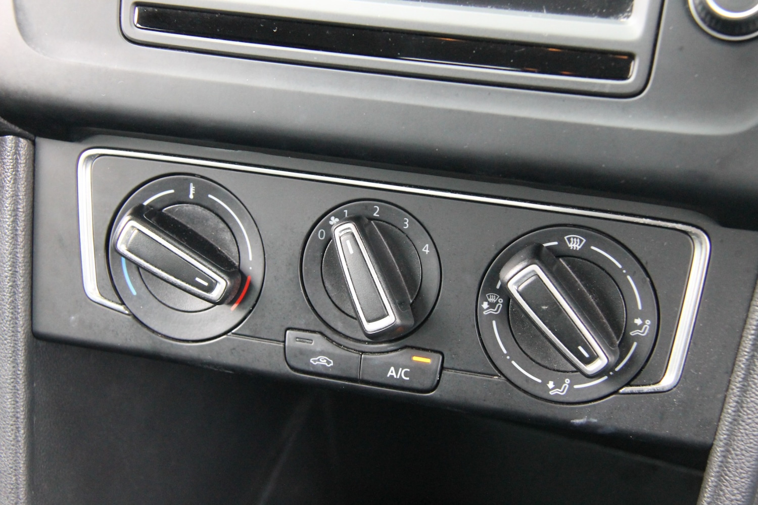 Used Volkswagen Polo 2015 for sale - 77968993: Photo 43