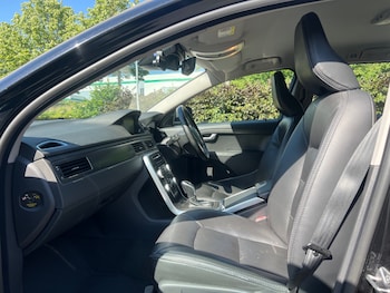 Used Volvo XC70 2014 for sale - 79025153: Photo