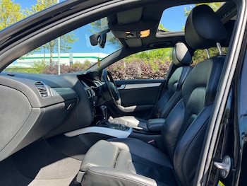 Used Audi A4 2010 for sale - 78789885: Photo