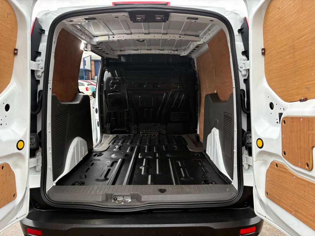 Used Ford Transit Connect 2020 for sale - 76303535: Photo 17