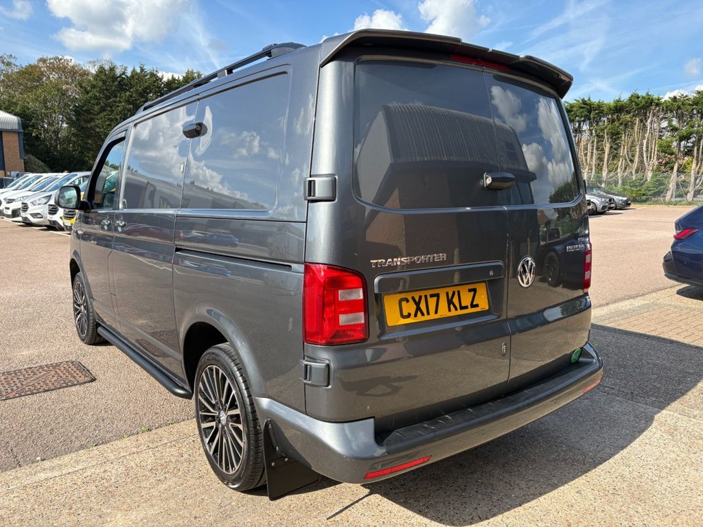 Used Volkswagen Transporter 2017 for sale - 75986621: Photo 8