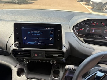 Used Peugeot Partner 2022 for sale - 79032280: Photo