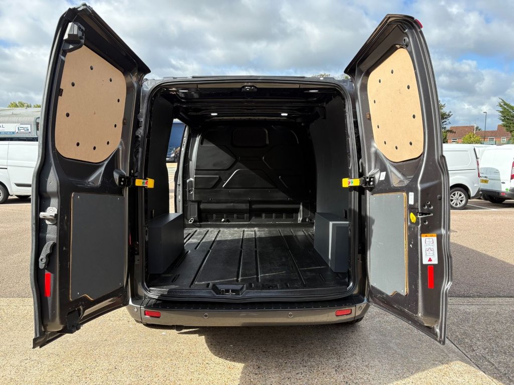 Used Ford Transit Custom 2022 for sale - 75693524: Photo 8