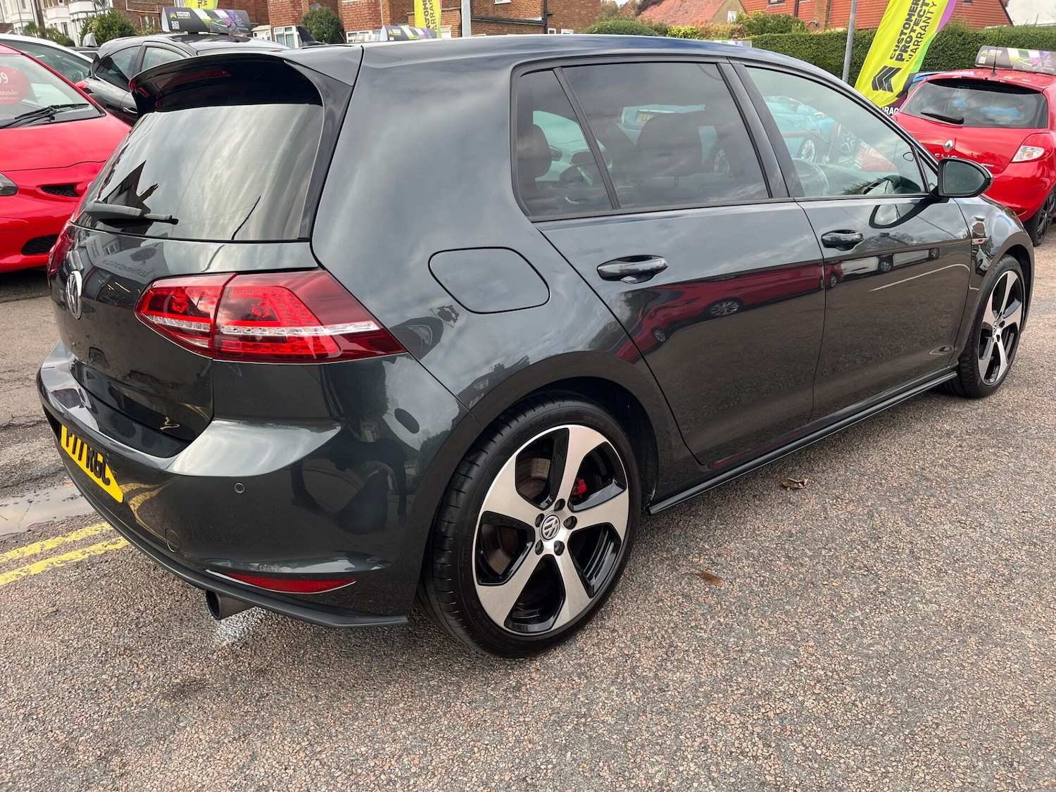 Used Volkswagen Golf 2016 for sale - 76394983: Photo 2