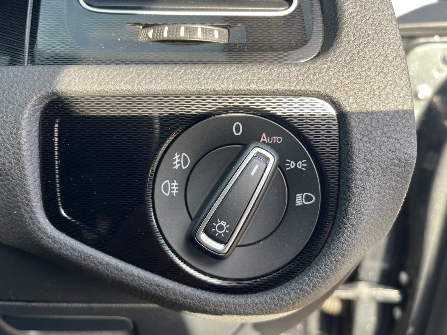 Used Volkswagen Golf 2016 for sale - 76394983: Photo 23