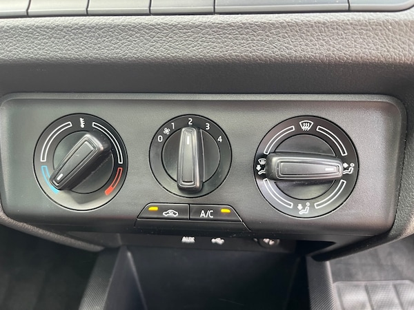 Used Skoda Fabia 2018 for sale - 75689553: Photo 18