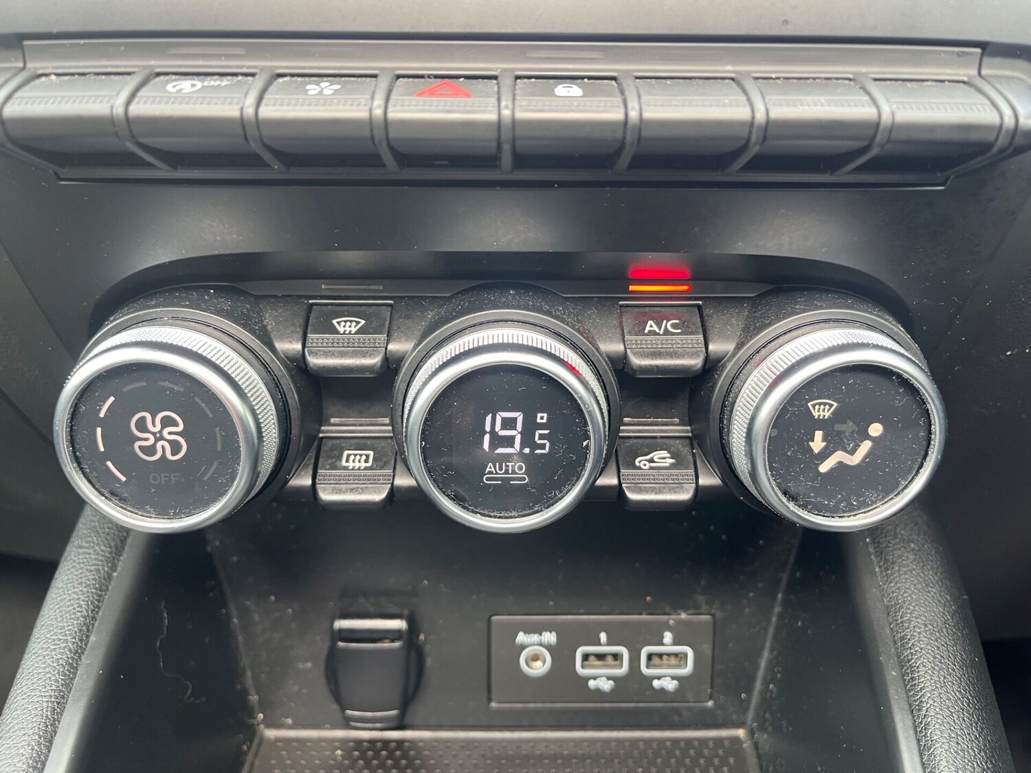 Used Renault Captur 2020 for sale - 78097928: Photo 19