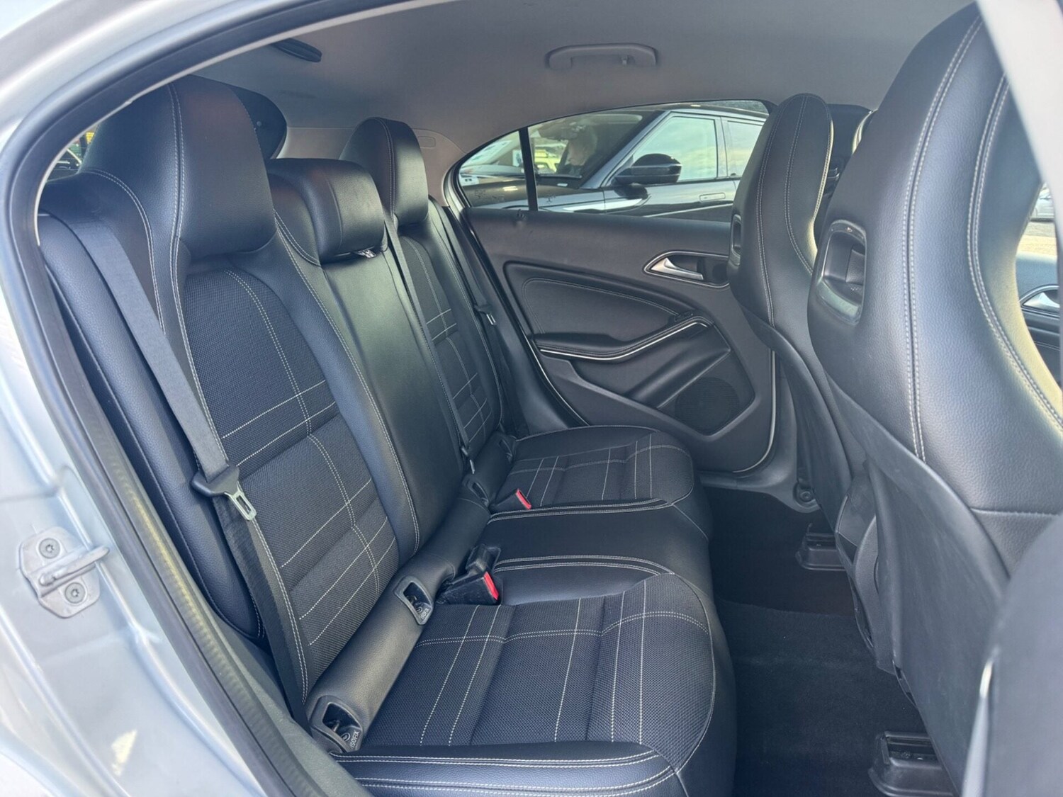 Used Mercedes-Benz A-Class 2013 for sale - 77641837: Photo 11