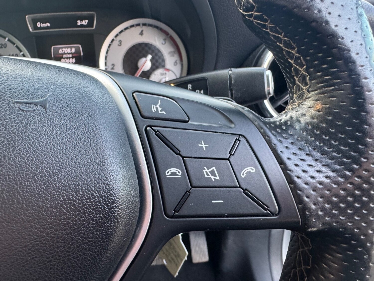 Used Mercedes-Benz A-Class 2013 for sale - 77641837: Photo 14