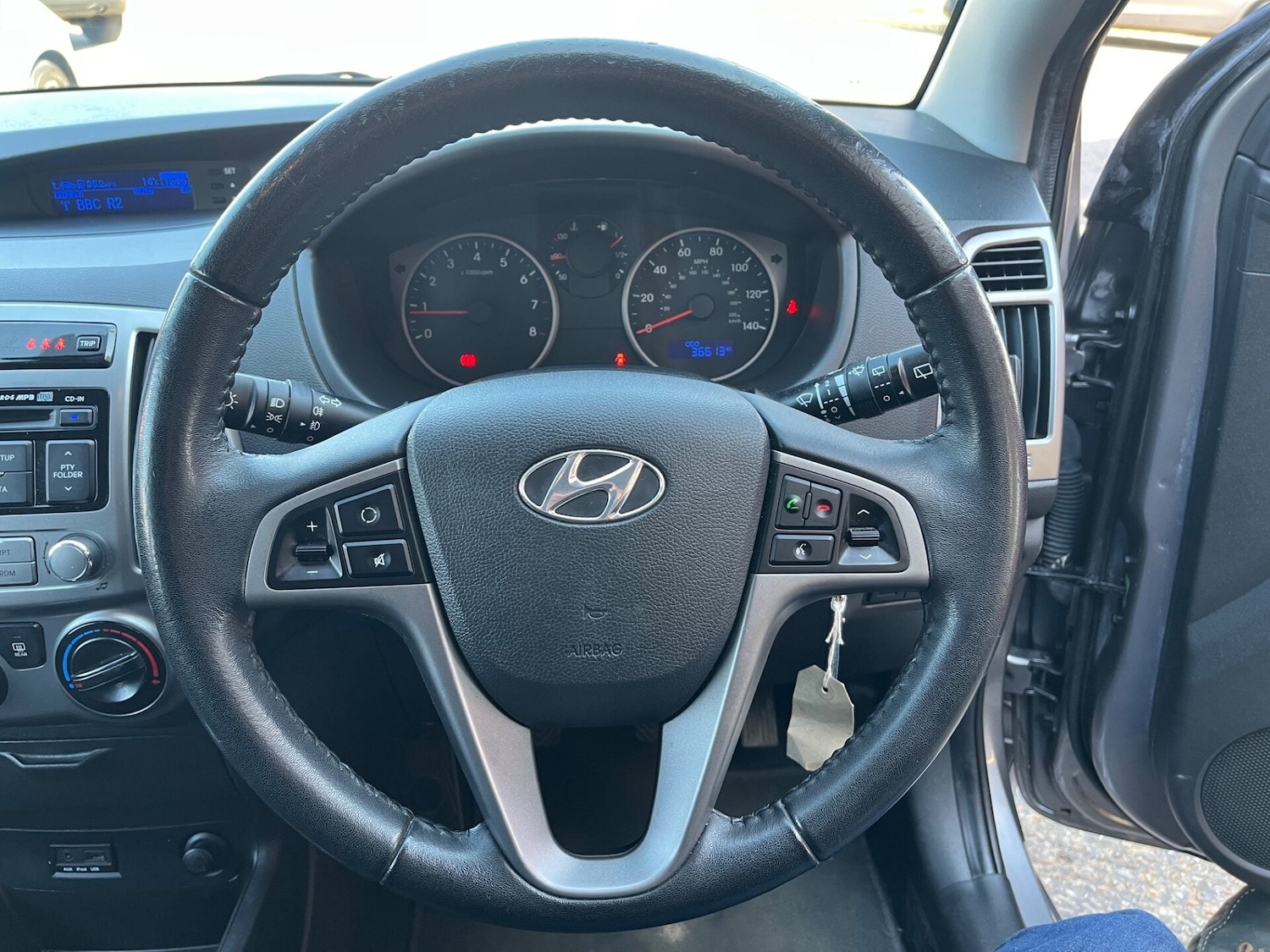 Used Hyundai i20 2014 for sale - 77931010: Photo 11