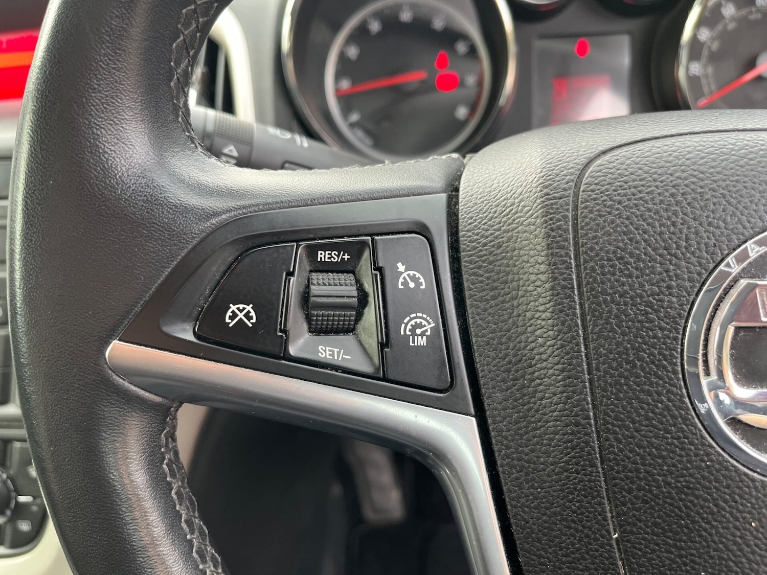 Used Vauxhall Astra 2014 for sale - 76504609: Photo 13