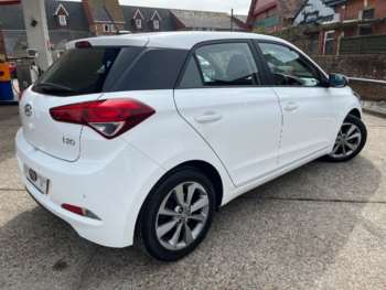 Used Hyundai i20 2016 for sale - 75260776: Photo
