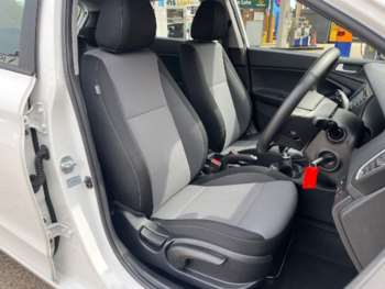 Used Hyundai i20 2016 for sale - 75260776: Photo