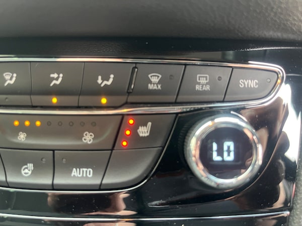 Used Vauxhall Astra 2019 for sale - 76224484: Photo 22