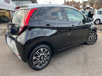 Used Toyota AYGO 2018 for sale - 77129016: Photo