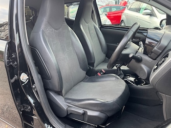 Used Toyota AYGO 2018 for sale - 77129016: Photo