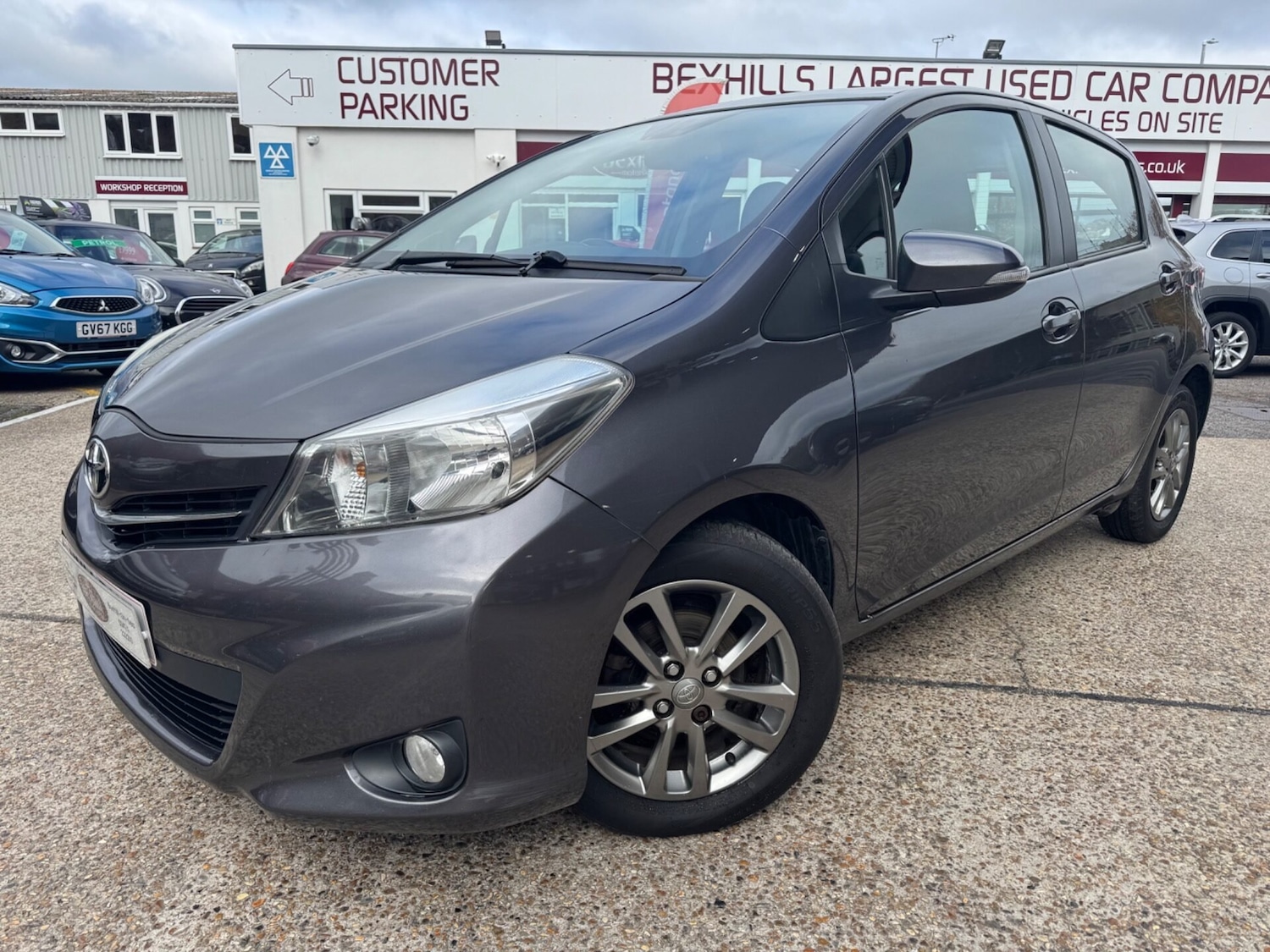 Used Toyota Yaris 2014 for sale - 76438741: Photo 1