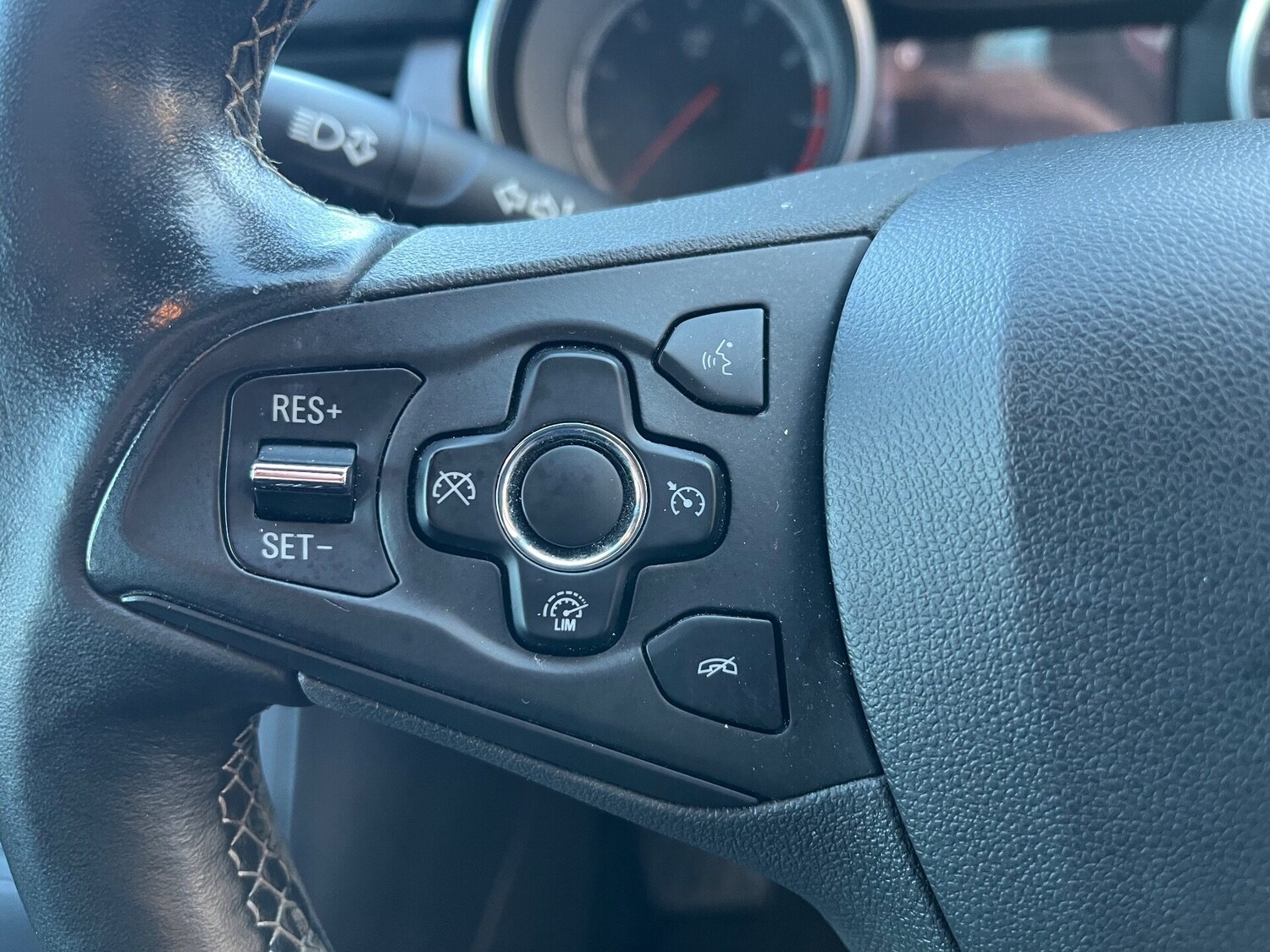 Used Vauxhall Astra 2016 for sale - 76972524: Photo 13