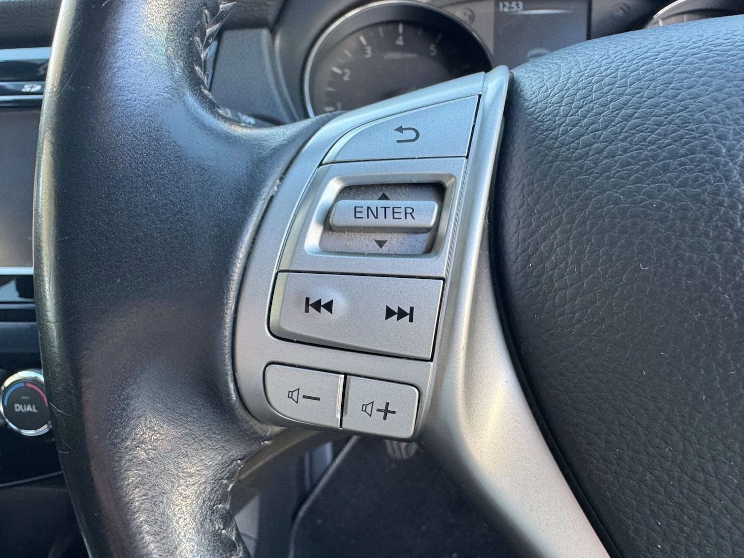 Used Nissan Qashqai 2017 for sale - 76723988: Photo 13