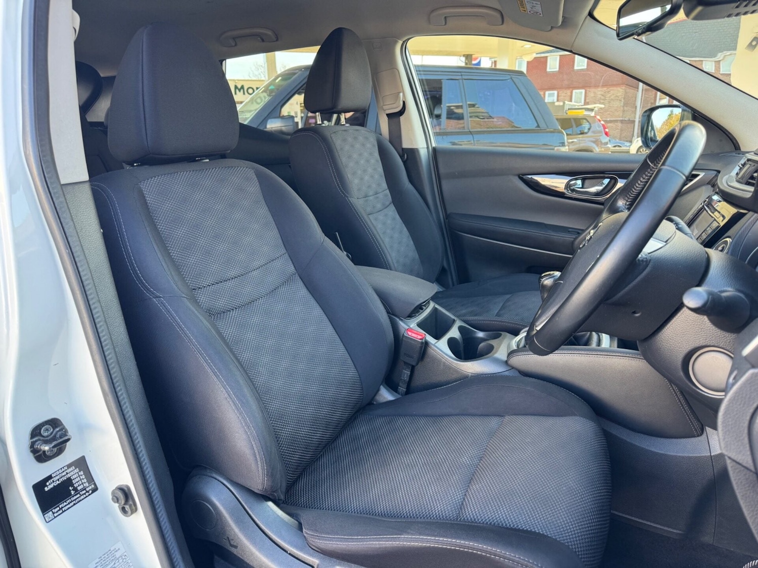 Used Nissan Qashqai 2017 for sale - 76723988: Photo 3