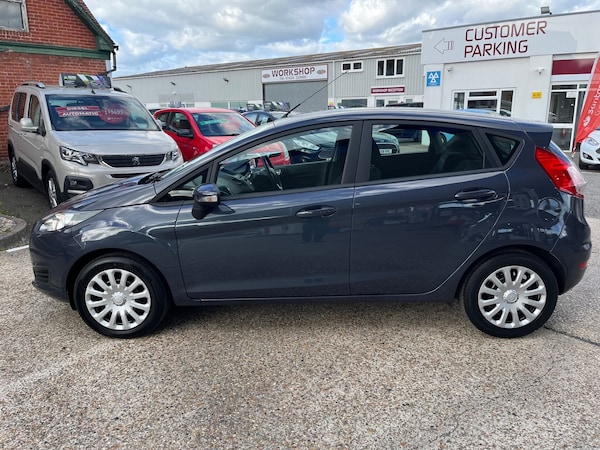 Used Ford Fiesta 2014 for sale - 76224494: Photo 10