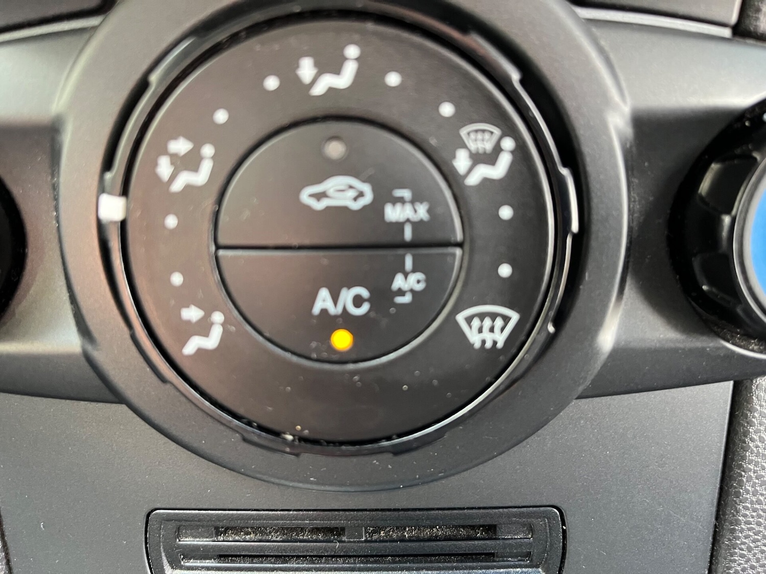 Used Ford Fiesta 2014 for sale - 76224494: Photo 16