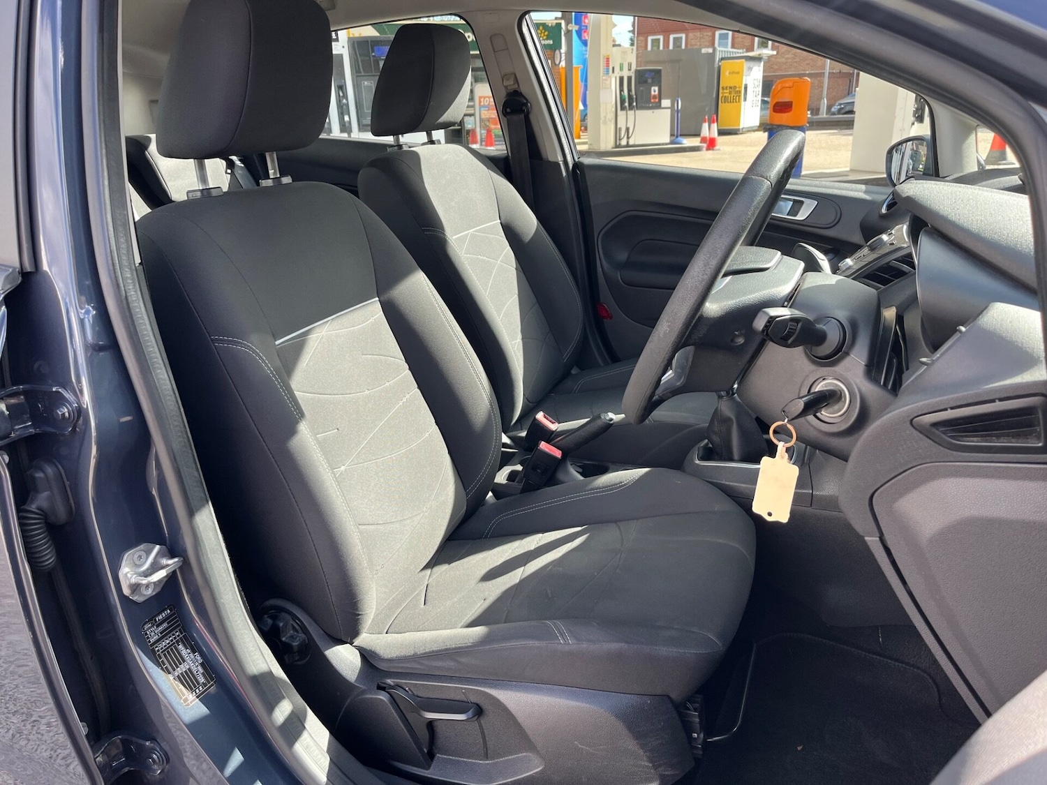 Used Ford Fiesta 2014 for sale - 76224494: Photo 3