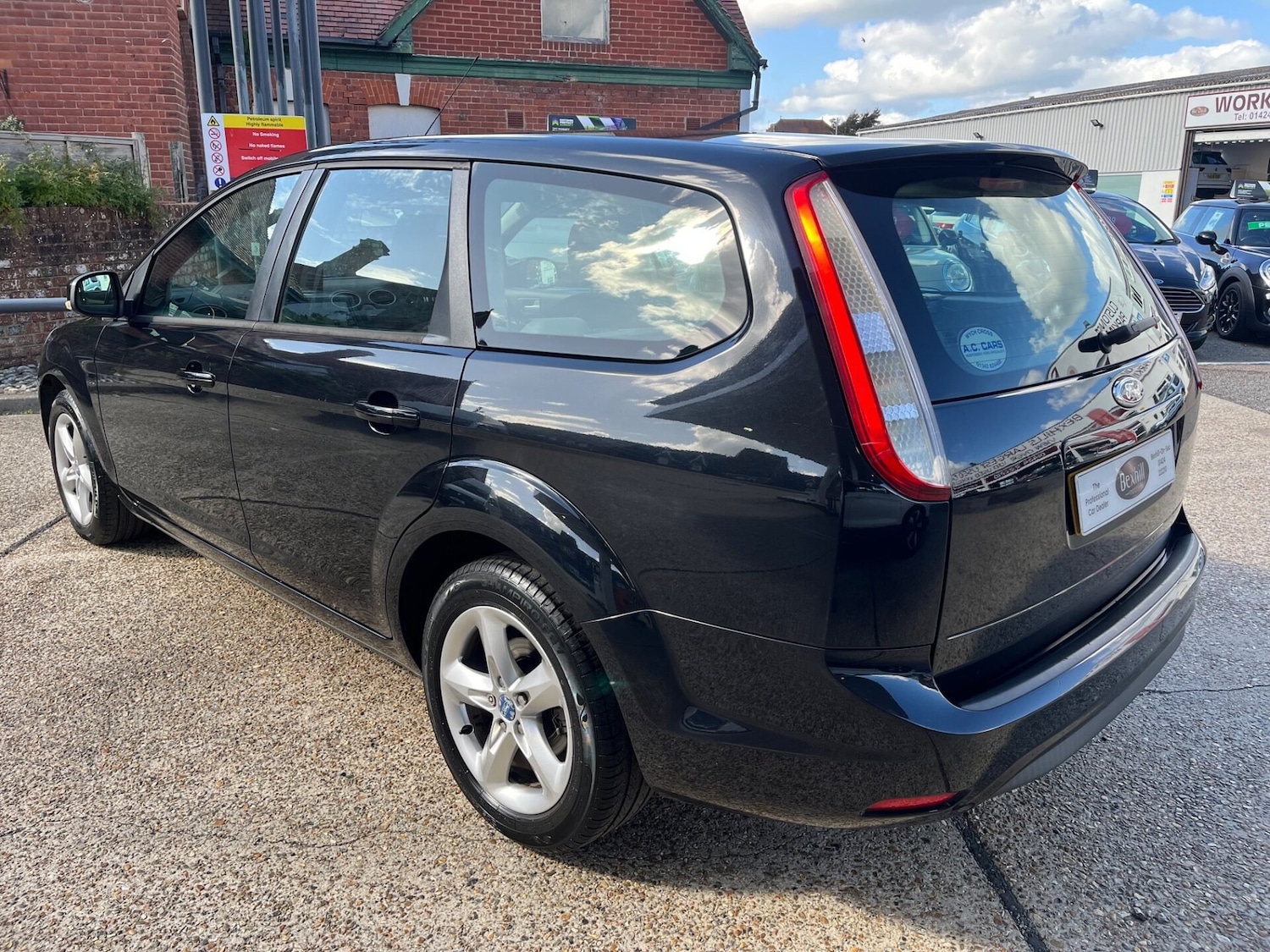Used Ford Focus 2011 for sale - 76363139: Photo 11