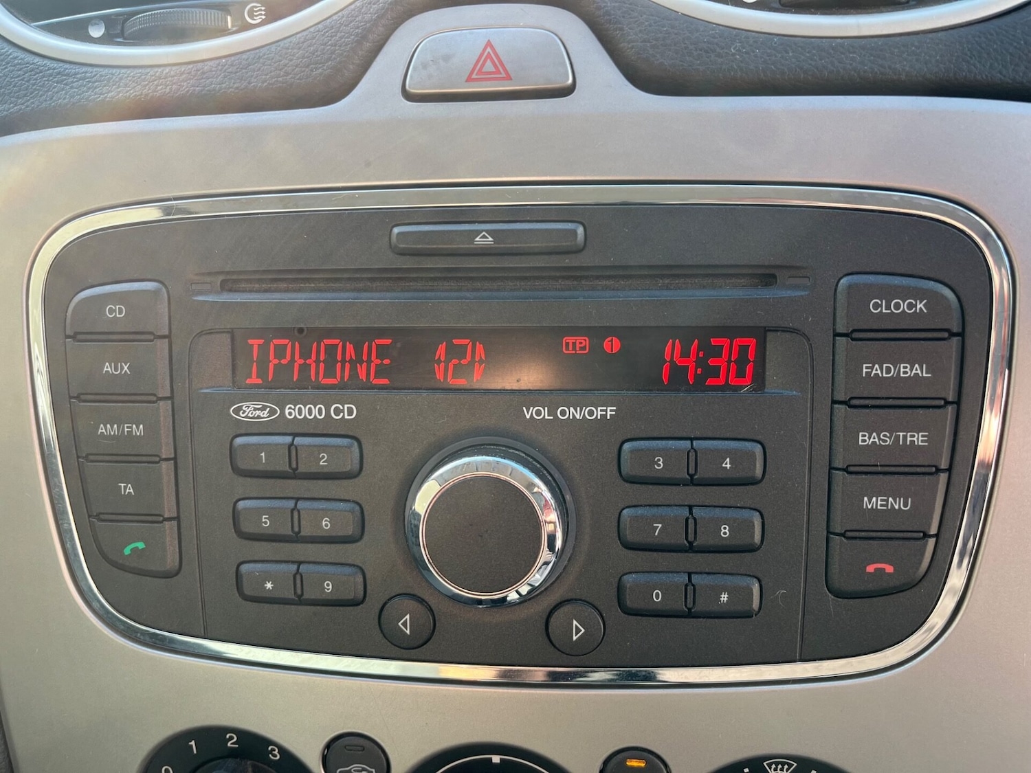 Used Ford Focus 2011 for sale - 76363139: Photo 14