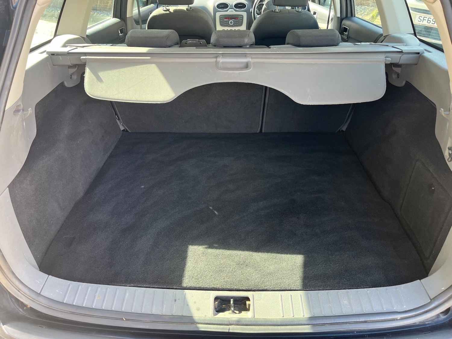 Used Ford Focus 2011 for sale - 76363139: Photo 6