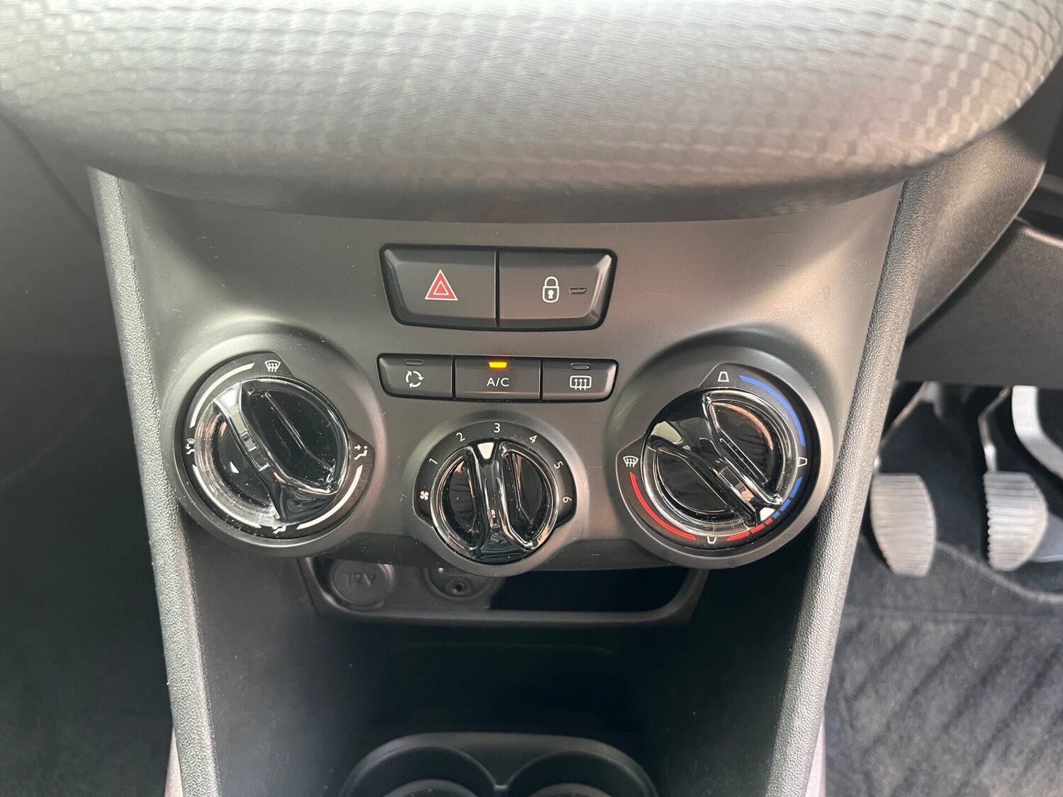 Used Peugeot 2008 2016 for sale - 76236473: Photo 17