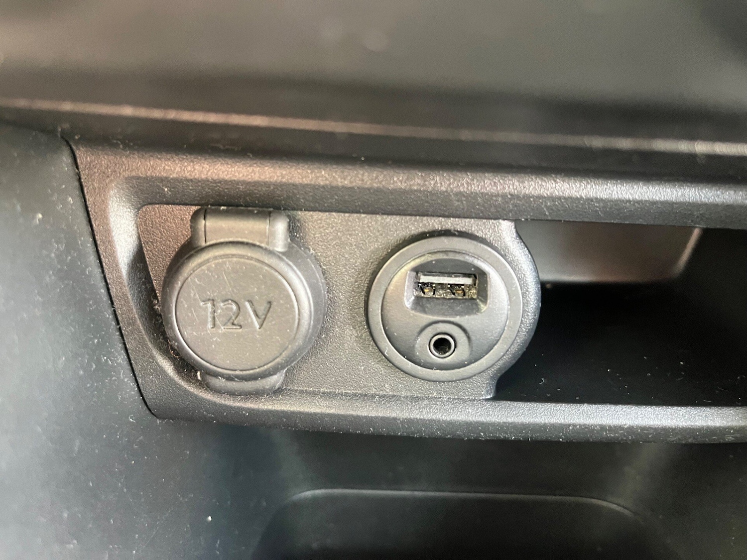 Used Peugeot 2008 2016 for sale - 76236473: Photo 18