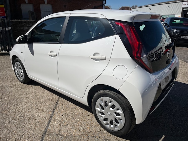 Used Toyota AYGO 2021 for sale - 74824712: Photo 11